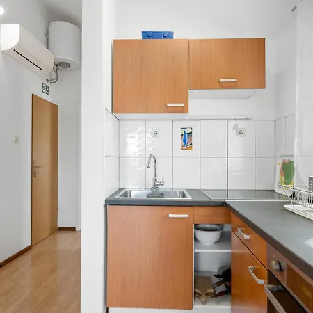 Amazing In With Kitchen *