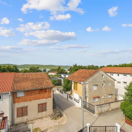 Apartmán 1 Bedroom Amazing In