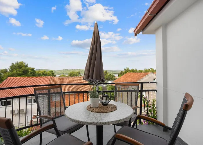 1 Bedroom Amazing In *